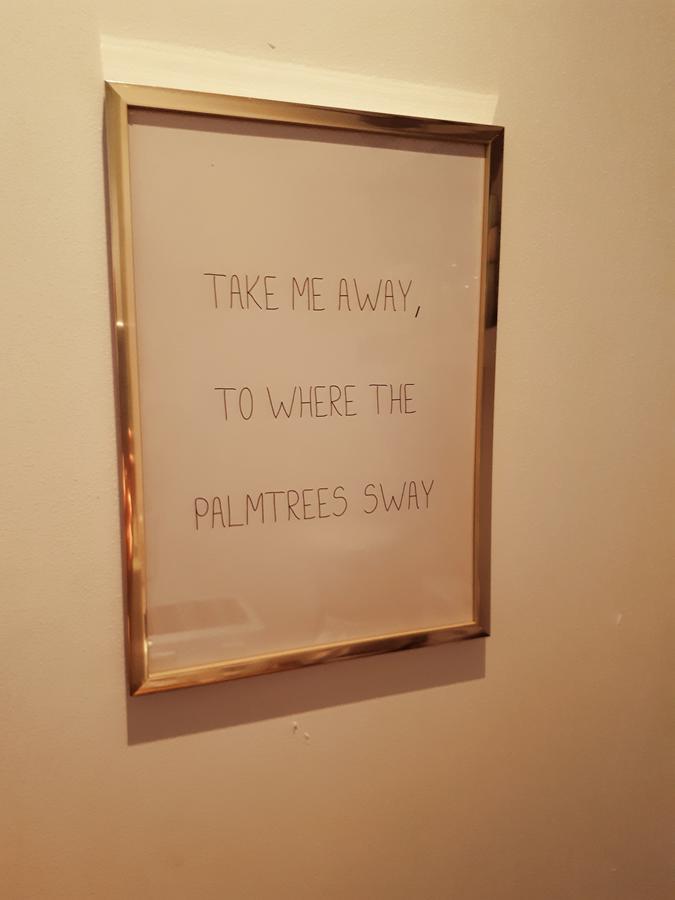 Palm Trees Apartments يلمستاد المظهر الخارجي الصورة